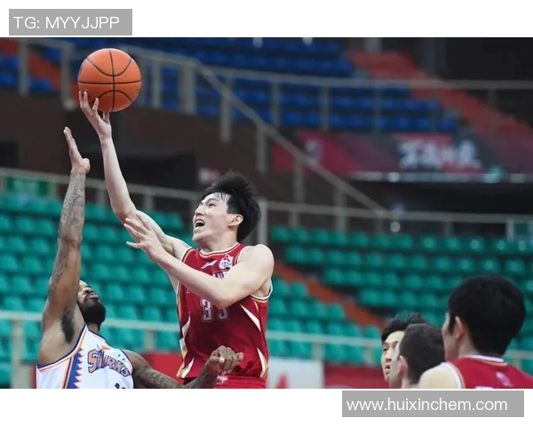 CBA焦点对决广厦迎战稠州两队实力较量引发球迷热议